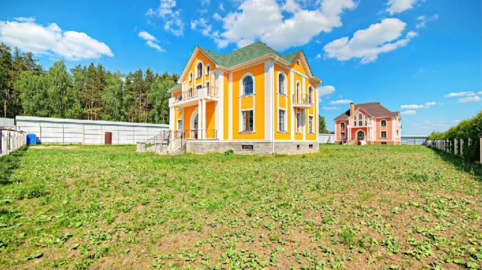 Дом в коттеджном поселке «Сновидово», 700 кв.м., 17 сот. - продажа